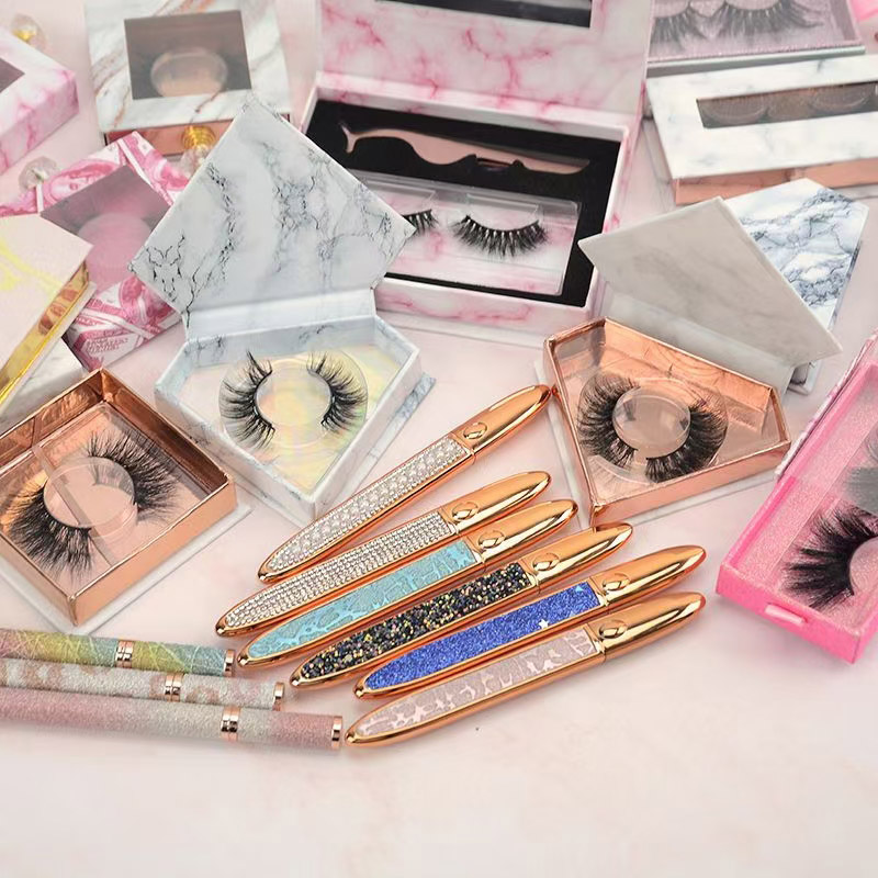 Ano ang paraan ng paggamit ng false eyelash?