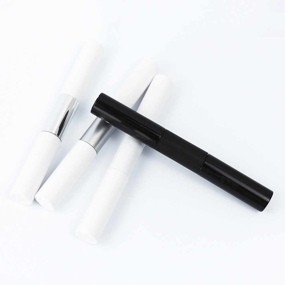 Bakit Ang Lash Bond at Seal Lash Glue para sa Lash Clusters ay Isang Dapat-Have para sa Iyong Makeup Bag