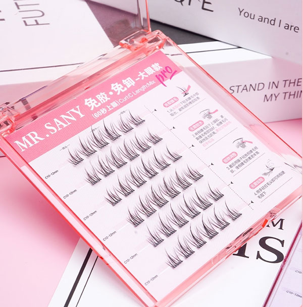 Magpaalam sa Messy Glue na may Self Adhesive Eyelashes!