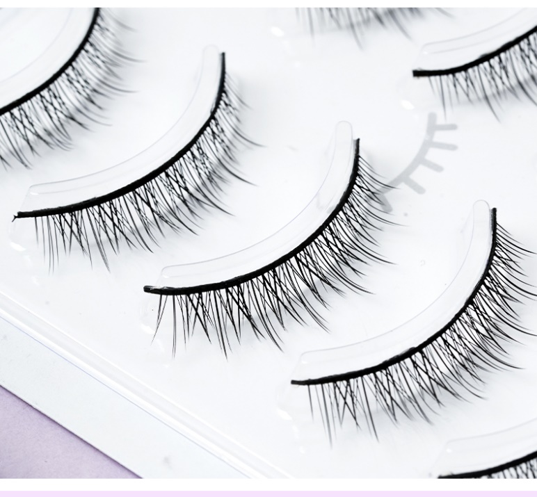Tuklasin ang kagandahan ng malinaw na mga eyelashes ng banda para sa isang natural na hitsura