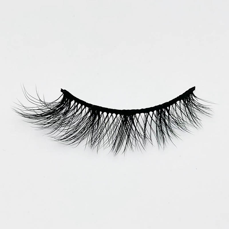 7 Pares na Maliliit na Cat Eye Strip Lashes Pack